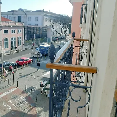 Be Local - 2 Bedrooms In Front Of The Fado Museum In Alfama *