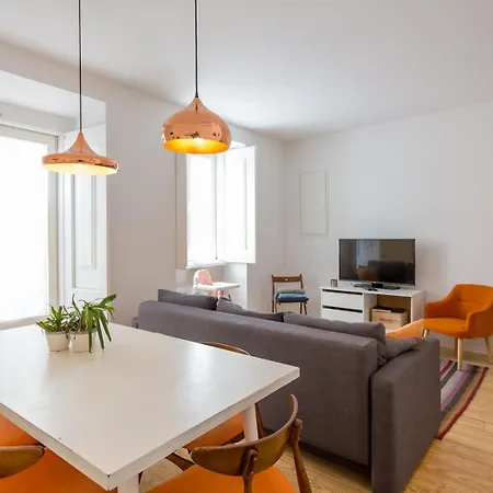 • Downtown • 2 Bedrooms • Balcony * 리스본