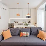 Apartment • Downtown Lisbon • 2 Bedrooms • Balcony